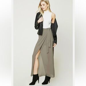Forever 21 Wrap Maxi Tulip Skirt in Charcoal